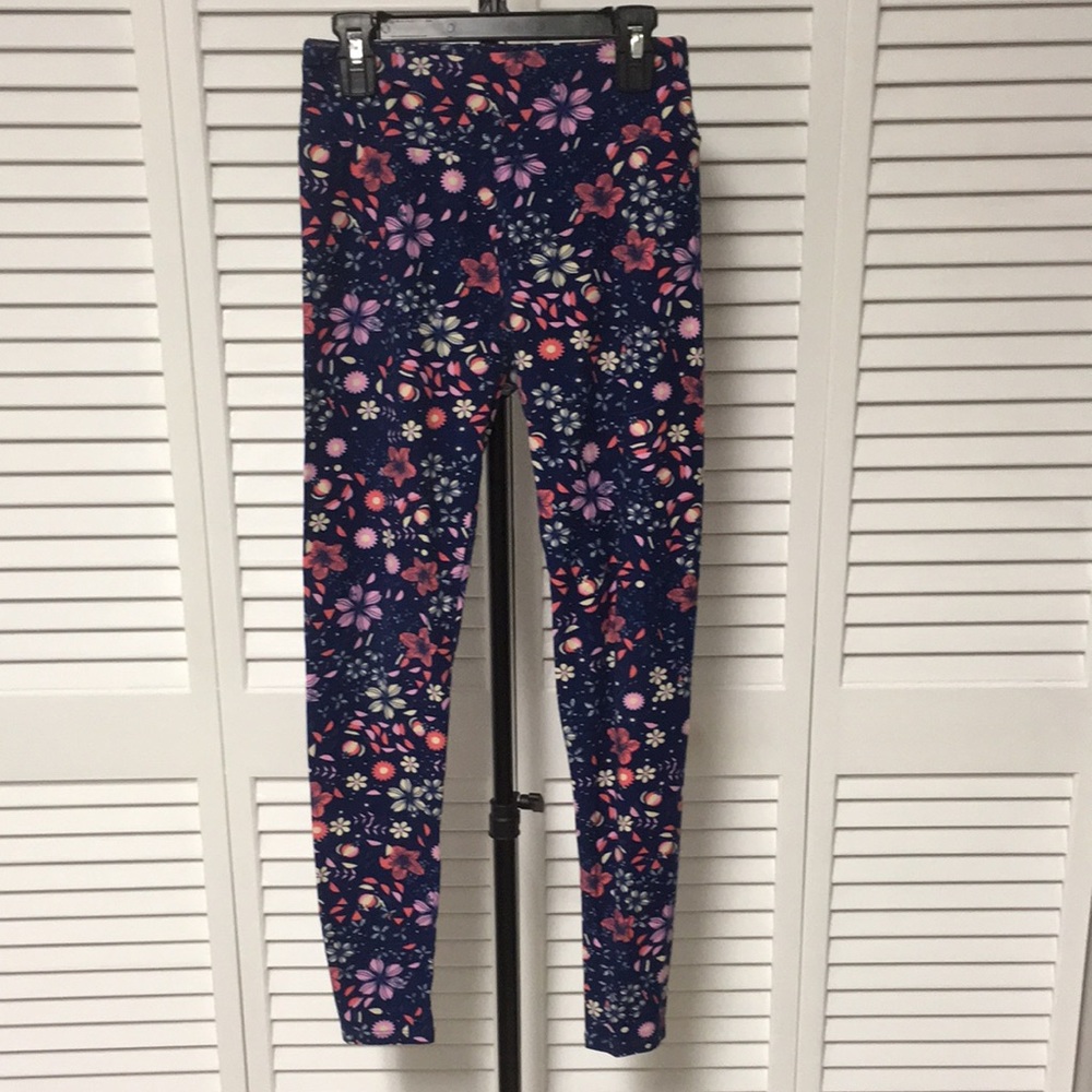 Dark Blue LuLaRoe Leggings with a Flower Design (OS)